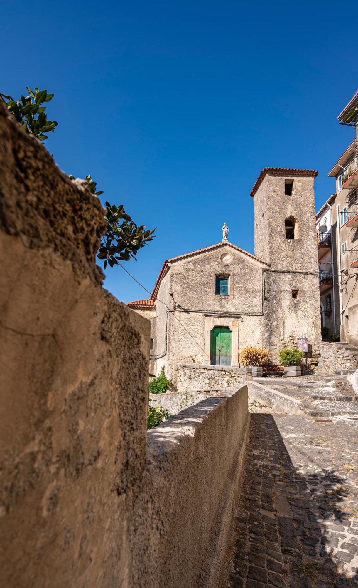 Piazza Laurino Apartments Basic Excursions Alto Cilento Pellegrinaggio Giubilare Exterior foto